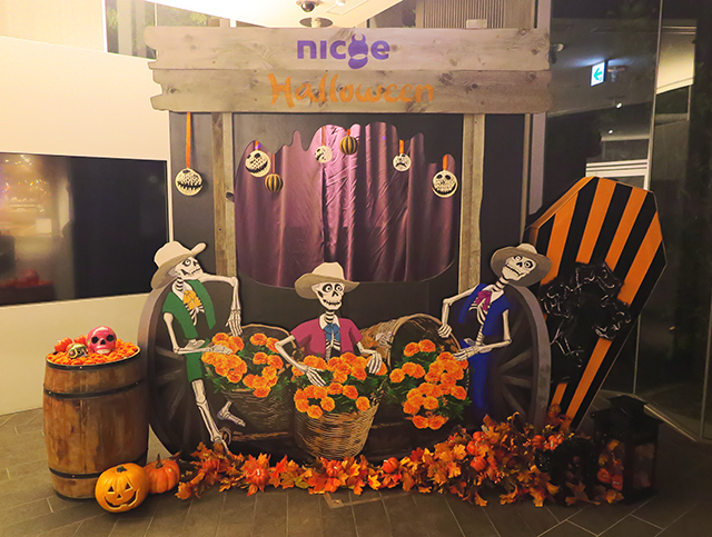 nicoe2020halloween-2